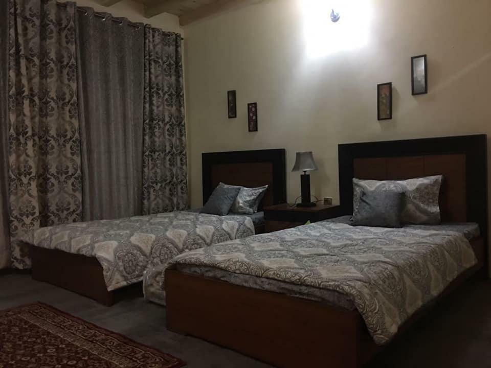 Embassy Villa Suites Karimabad  Exterior photo